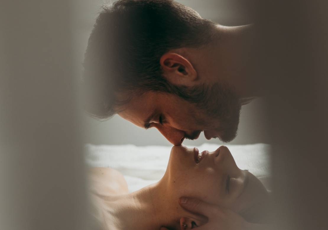 Comment rester connecté en couple, avec ou sans sexualité ?